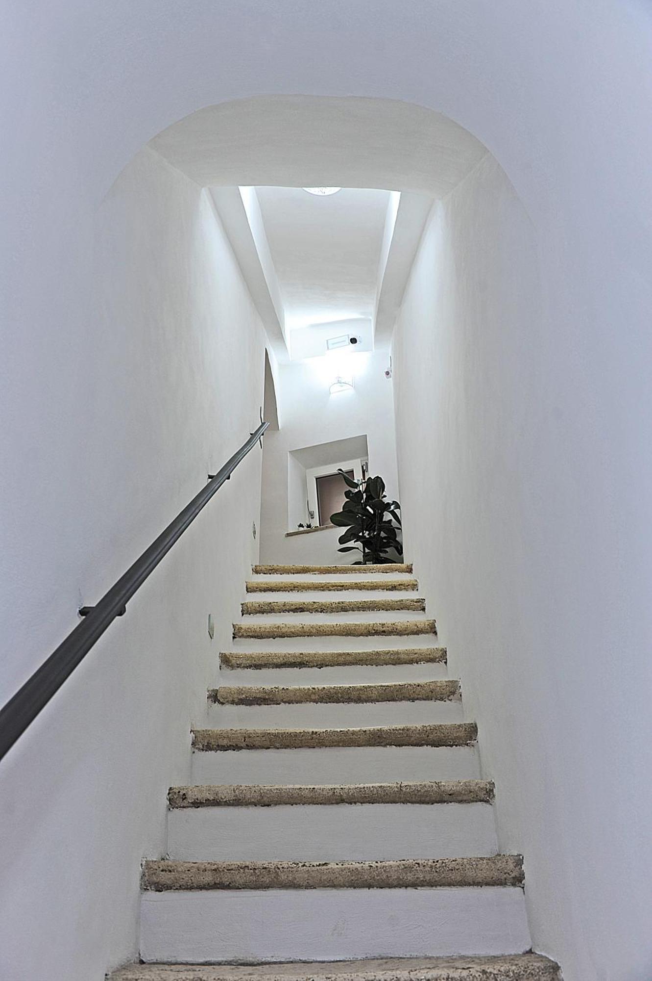Mom Apartment Rooms&Suites Tívoli Exterior foto
